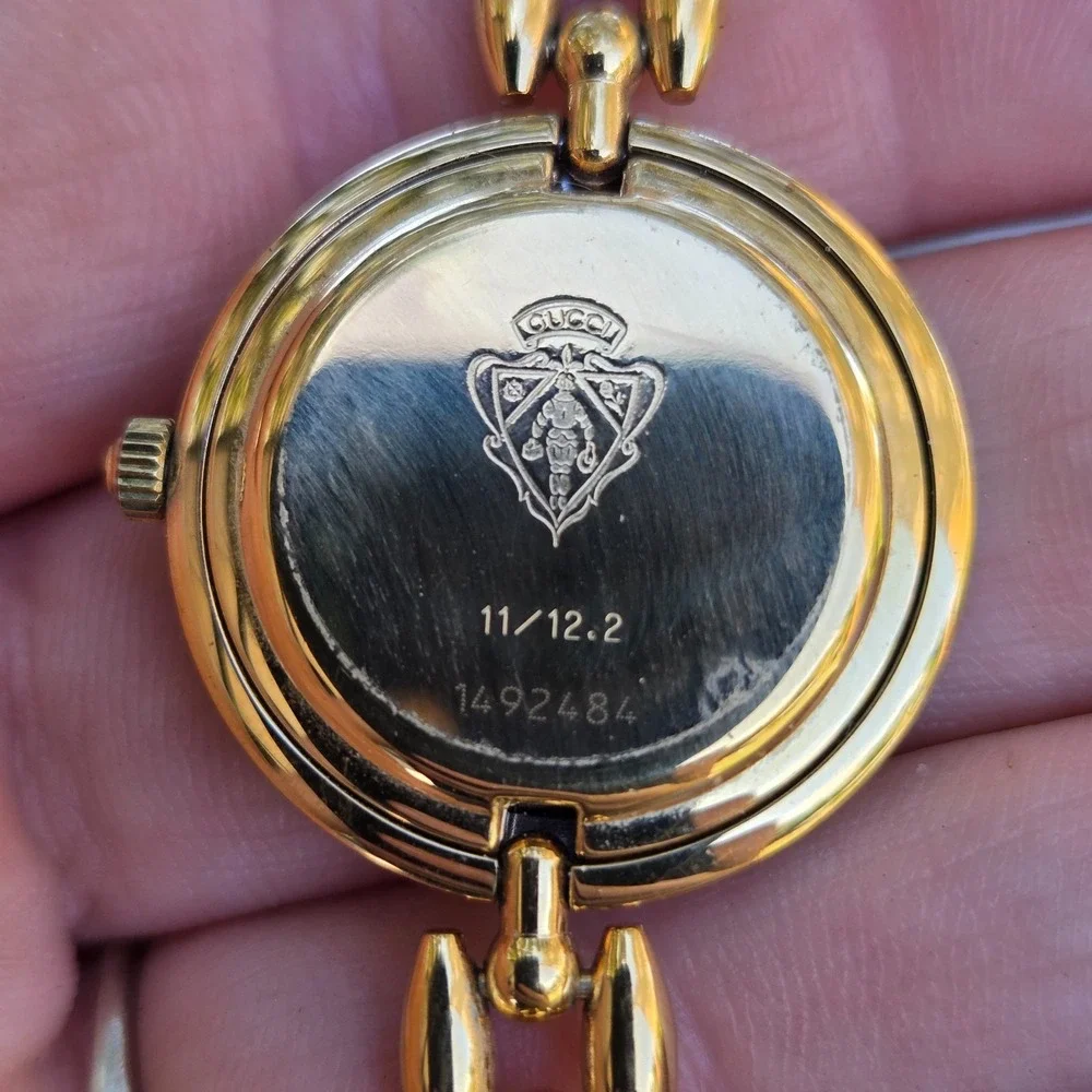 Gucci 1200 Diamond Cut Gold Tone Wrist Vintage Womens Watch Box & New Battery